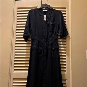LOFT Black Short Sleeve Dress. Size 4. NWT.